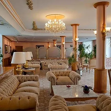 Riu Fluvia 4* Olot